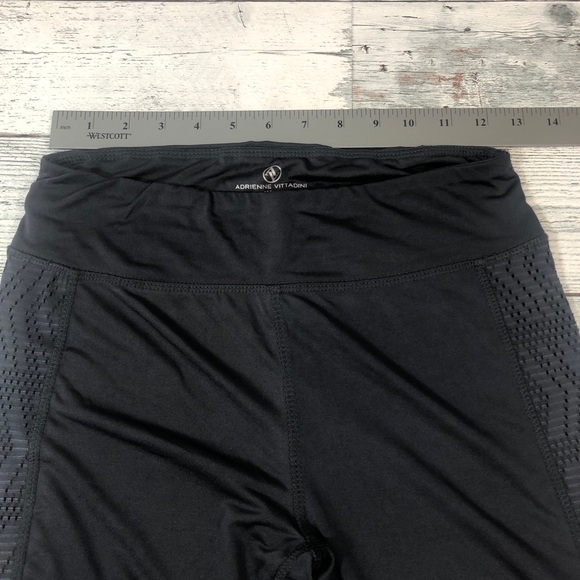 Adrienne Vittadini Sport Super Lightweight Mesh Capri Crop Leggings M - Picture 5 of 8